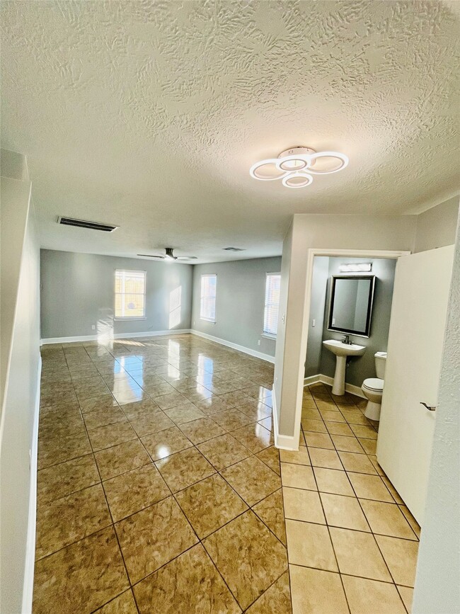 17030 Cypresswood Glen Tr in Hockley, TX - Building Photo - Building Photo