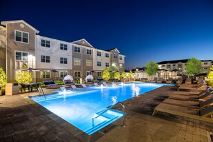 August Friendswood Apartments