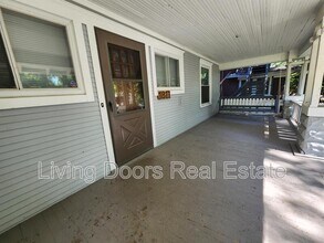 1811 S 23rd St in Lincoln, NE - Building Photo - Building Photo