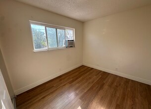 145 Keystone Pl in Reno, NV - Building Photo - Building Photo