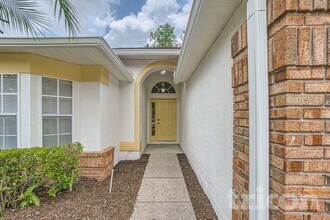 647 Whitetail Loop in Apopka, FL - Foto de edificio - Building Photo