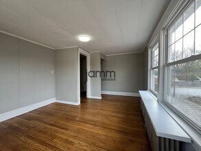 1548 Alameda in Lakewood, OH - Building Photo - Building Photo