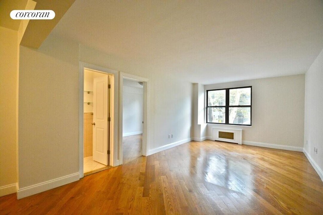 99 Lafayette Ave in Brooklyn, NY - Building Photo