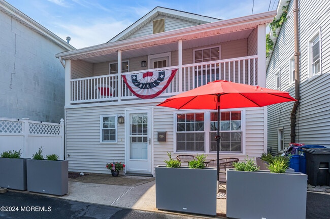 509 8th Ave in Belmar, NJ - Building Photo - Building Photo