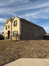 1104 Cropout Way in Haslet, TX - Building Photo - Building Photo