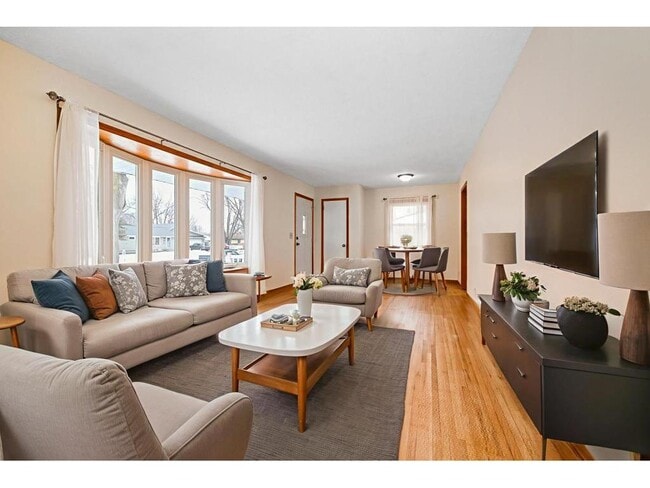 7201 Kentucky Ave N in Minneapolis, MN - Building Photo - Building Photo