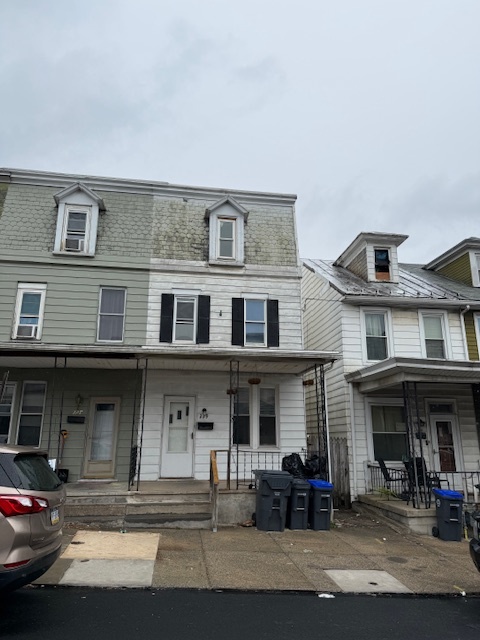 229 Locust St in Steelton, PA - Foto de edificio
