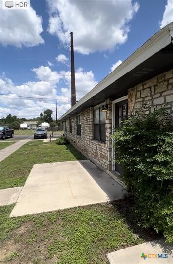 301 Rockwood Dr in Wimberley, TX - Foto de edificio