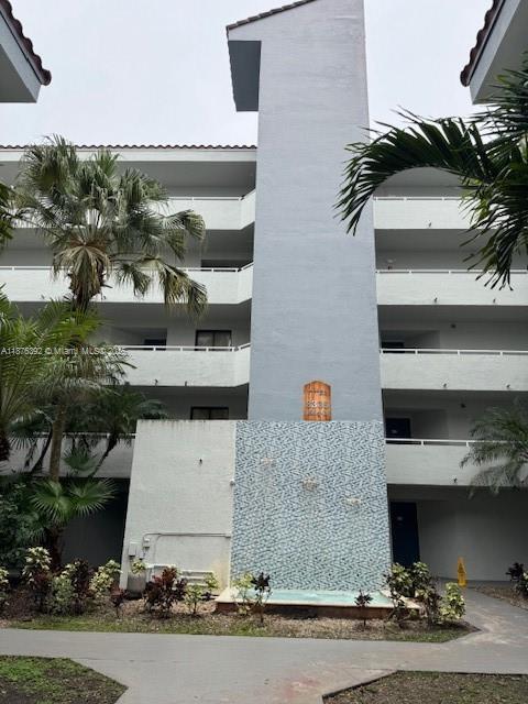 8335 SW 152nd Ave in Miami, FL - Building Photo