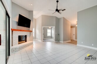 700 Pine Shores Cir in New Smyrna Beach, FL - Building Photo - Building Photo