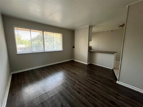 3304 Red River St in Austin, TX - Building Photo - Building Photo