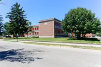 Residences at Eagles Point in Eaton, OH - Foto de edificio - Building Photo