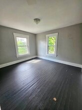 1411 Laiblin Pl NE in Canton, OH - Foto de edificio - Building Photo