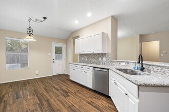 26 S Vesper Bend Cir in Spring, TX - Building Photo - Building Photo