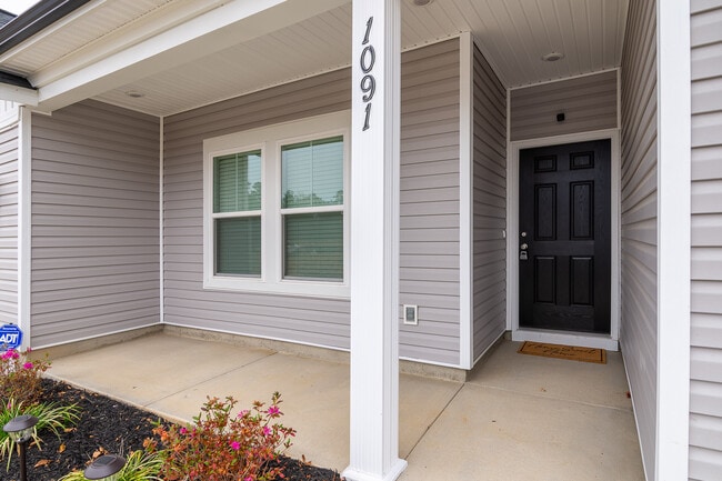 1091 Primrose Dr in North Augusta, SC - Building Photo - Building Photo