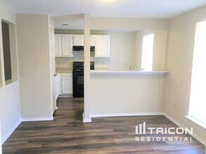 3813 Big Leaf Ln in Fort Worth, TX - Building Photo - Building Photo