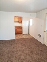 239 W State St in Mossyrock, WA - Building Photo - Building Photo
