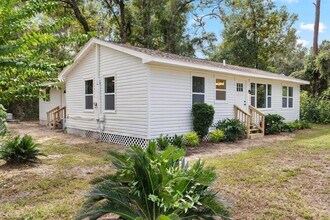 129 Sioux Trail in Crawfordville, FL - Building Photo - Building Photo