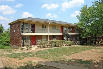 Donelson Hills Apartments in Nashville, TN - Building Photo - Building Photo