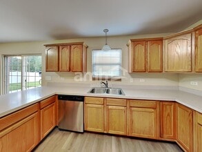 8058 W Rosebury Dr in Frankfort, IL - Building Photo - Building Photo