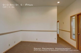 910 6th St South-Unit -#Main in Kirkland, WA - Building Photo - Building Photo