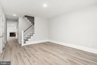 4403 Thompson Dr in West Windsor Township, NJ - Building Photo - Building Photo