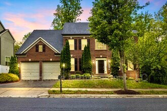 3713 Chancelsors Dr in Upper Marlboro, MD - Building Photo - Building Photo