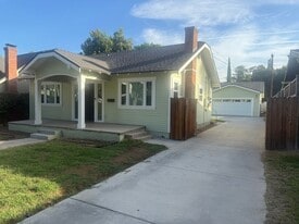 4033 Linwood Pl in Riverside, CA - Building Photo
