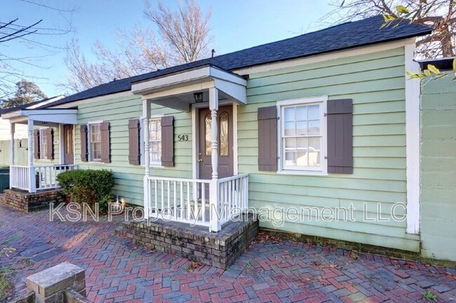 property at 543 E Harris St