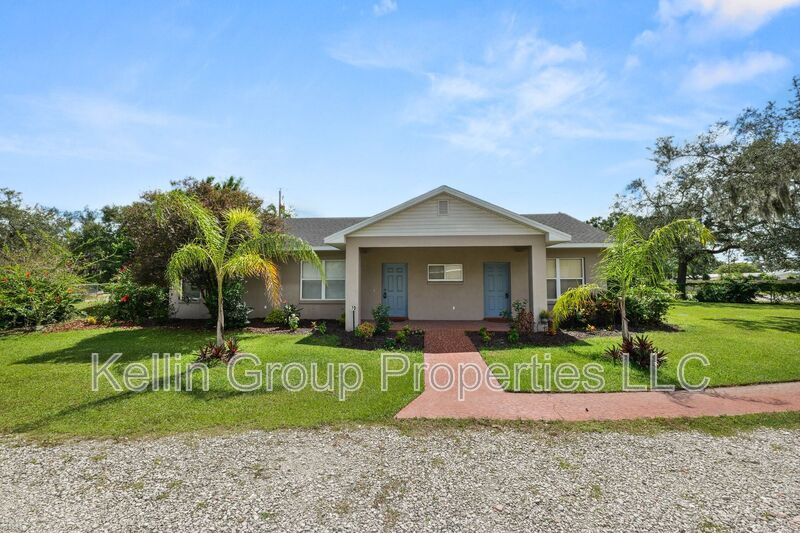 70 Powell Rd in Winter Haven, FL - Building Photo