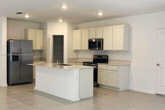 3126 Totem Rd in Eagle Lake, FL - Building Photo - Building Photo