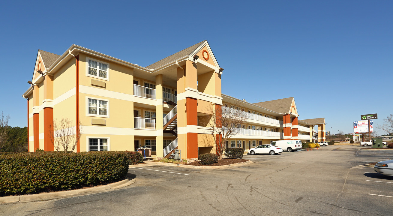 Extended Stay America in Columbia, SC - Building Photo