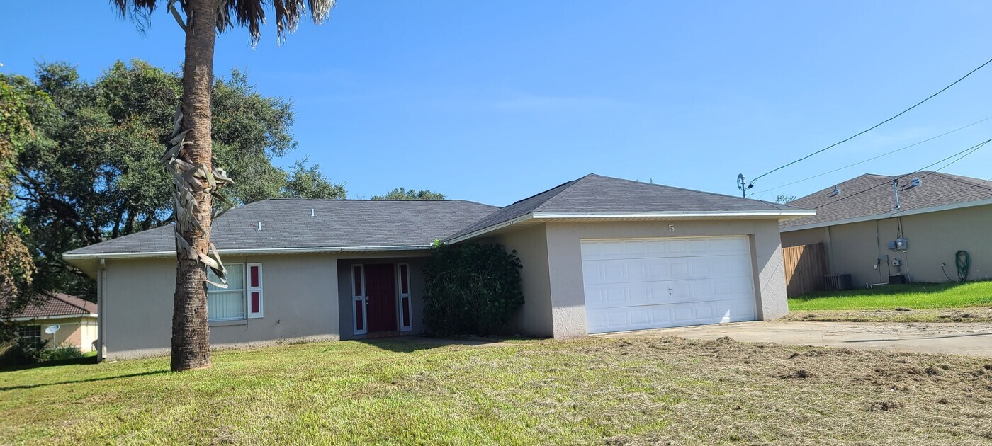 5 Almond Drive Pass in Ocala, FL - Building Photo