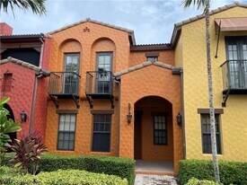 9151 Delano St in Naples, FL - Building Photo