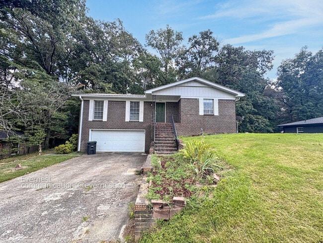 976 Ridgewood Cir in Birmingham, AL - Building Photo - Building Photo
