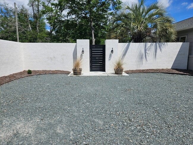 526 N 23rd St in Wilmington, NC - Foto de edificio - Building Photo