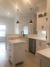 1711 Cherrie St in Bentonville, AR - Building Photo - Building Photo