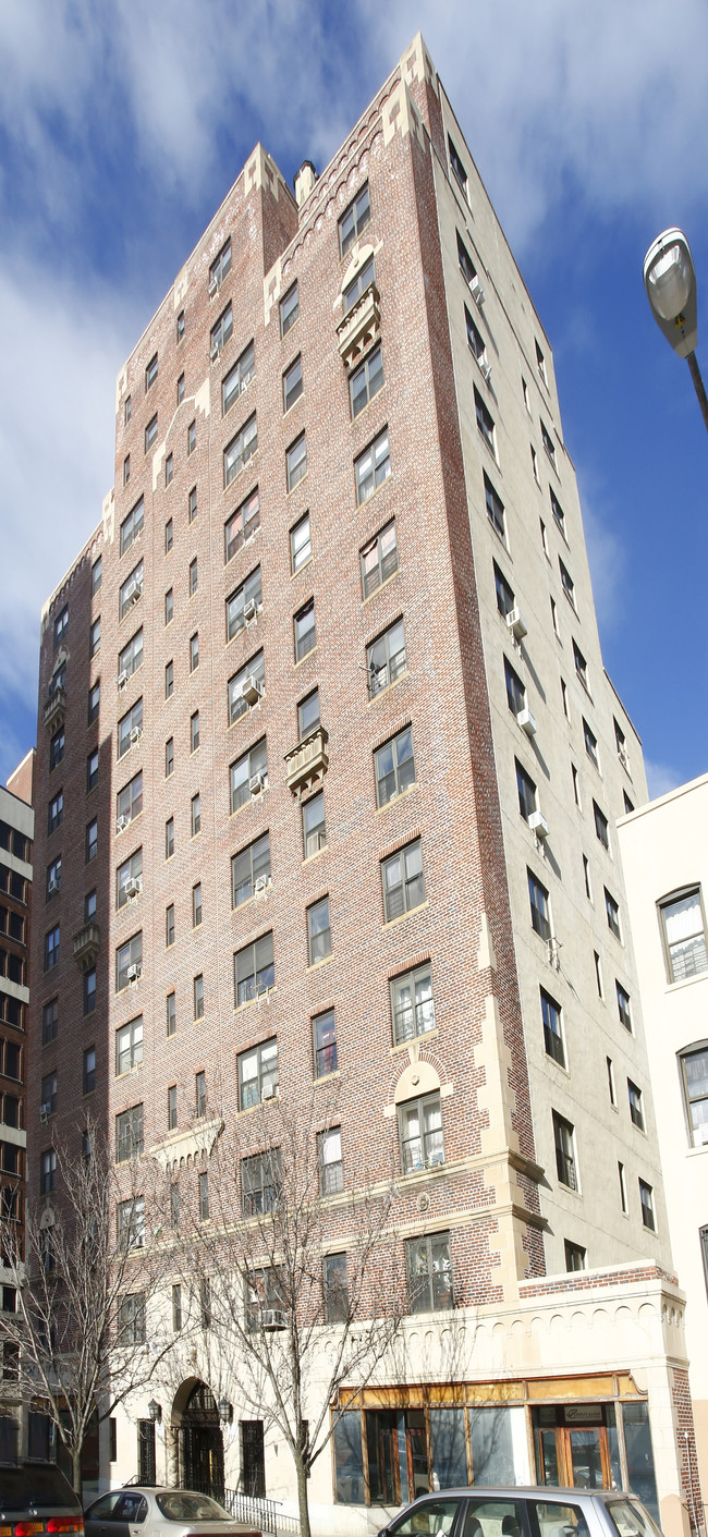 67 Hanson Pl in Brooklyn, NY - Foto de edificio - Building Photo