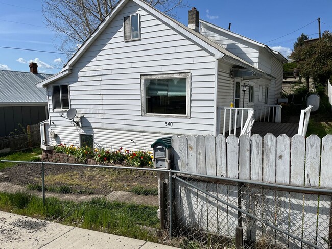 property at 340 6th St