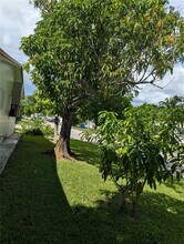 4550 NW 43rd St in Lauderdale Lakes, FL - Building Photo - Building Photo