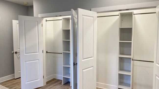 4242 W Girard Ave in Philadelphia, PA - Building Photo - Building Photo