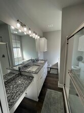 2248 W Moore Ln in Fayetteville, AR - Building Photo - Building Photo