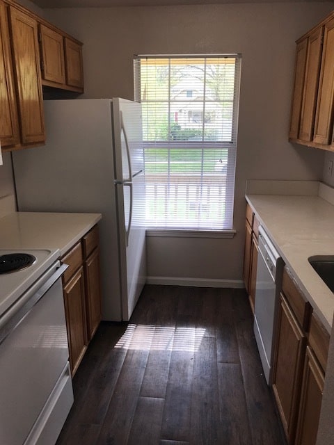property at 933 Mississippi St