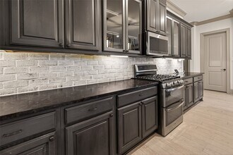 722 Imperial Blvd in Sugar Land, TX - Building Photo - Building Photo