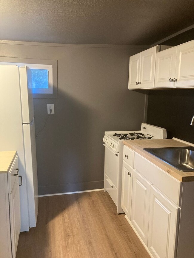 property at 1031 S Washington St