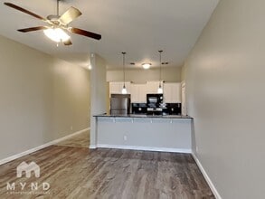 18101 Manera Wy in Edmond, OK - Foto de edificio - Building Photo