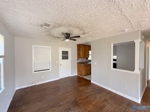1812 Canary St NW in Huntsville, AL - Building Photo - Building Photo