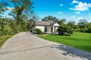 4819 Sherri Ln in Crosby, TX - Building Photo