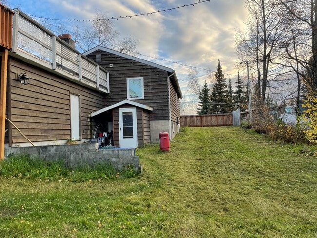 property at 3612 Arkansas Dr