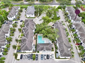 1518 SW 29th St in Fort Lauderdale, FL - Building Photo - Building Photo